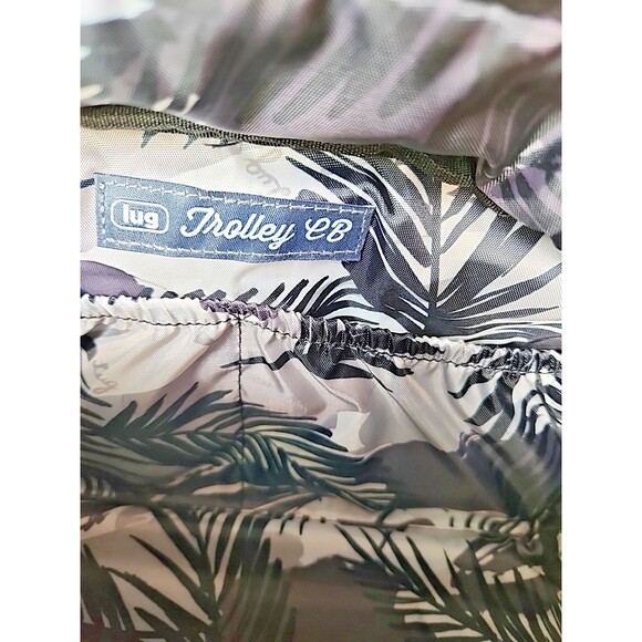 Lug Trolley 2 Crossbody Bag Metallic Black Tote Makeup Crafts Travel Cruise - Picture 13 of 14